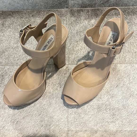 STEVE MADDEN Jillyy Shoe - Picture 2 of 7